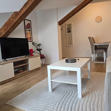 Ferienwohnung App E.N.A. Umag Exterior foto