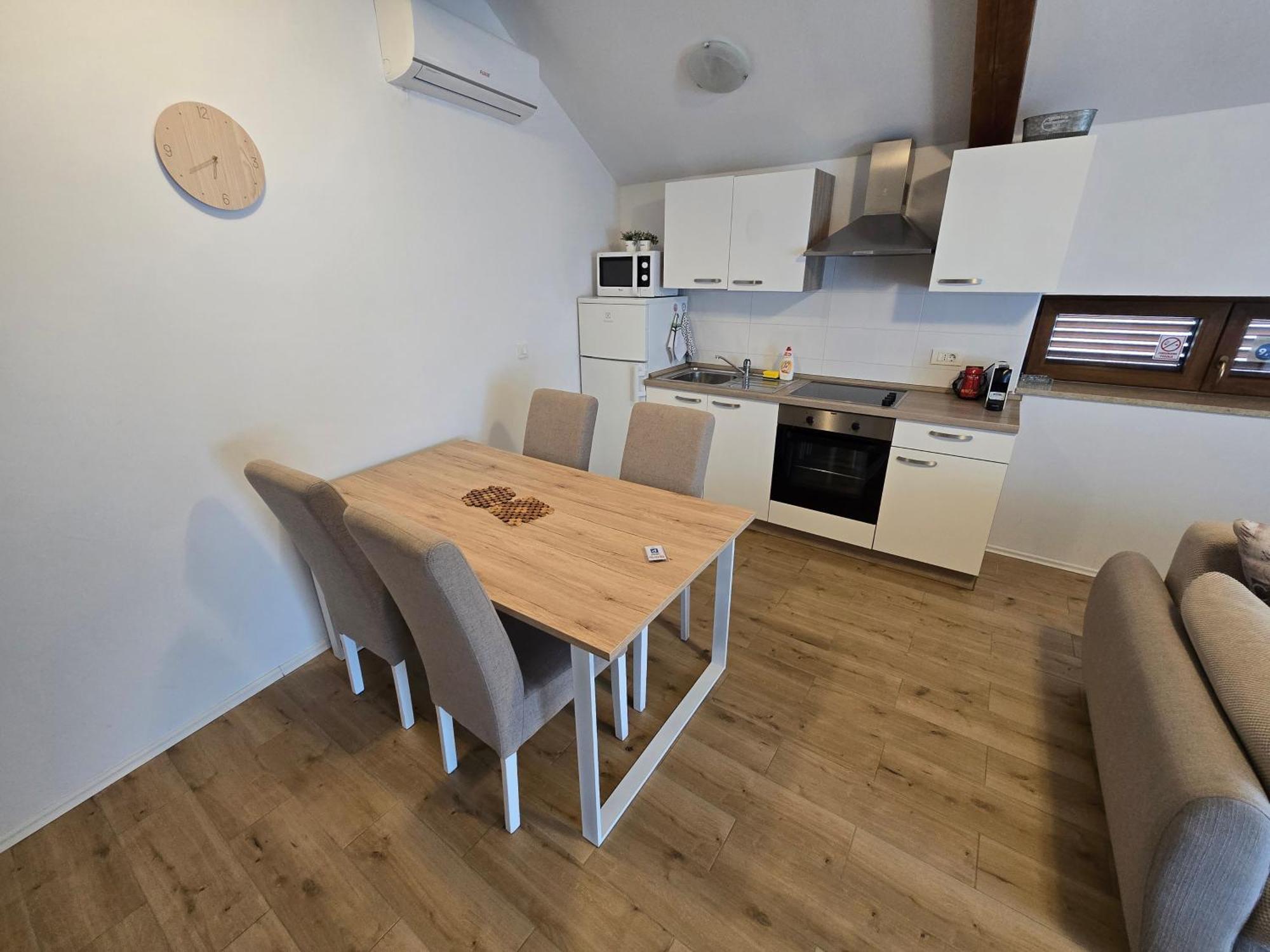 Ferienwohnung App E.N.A. Umag Exterior foto